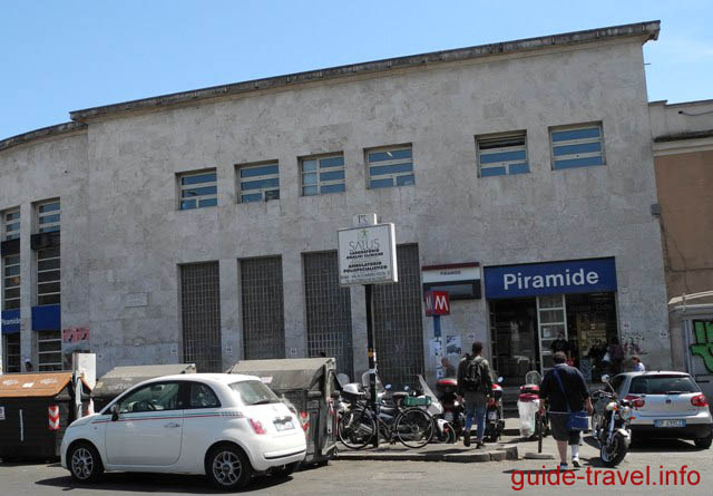 Станция метро в Риме