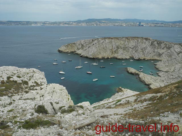 Бухты-каланки