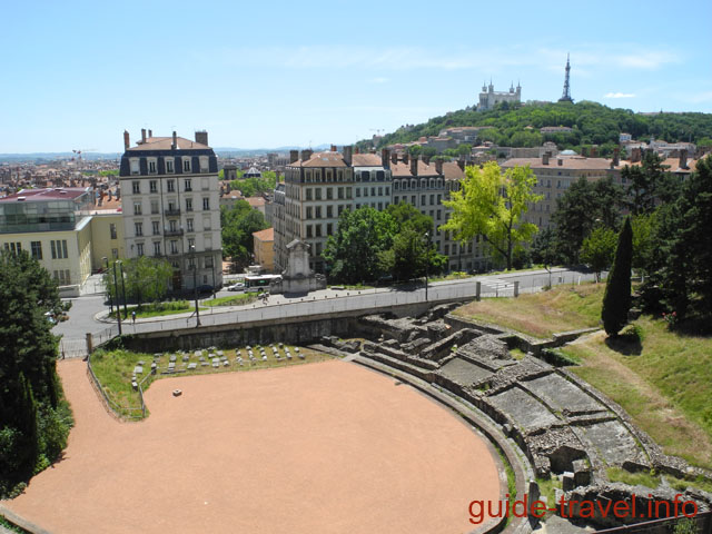 Холм Круа-Русс