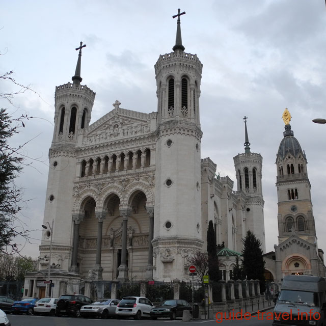 Базилика на холме Фурвьер