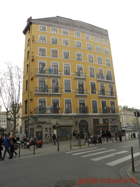 Лионские муралы и фрески