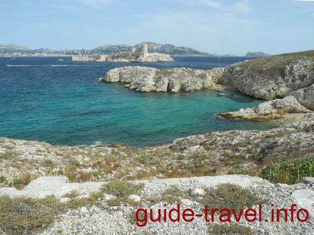 Бухты на островах Фриуль