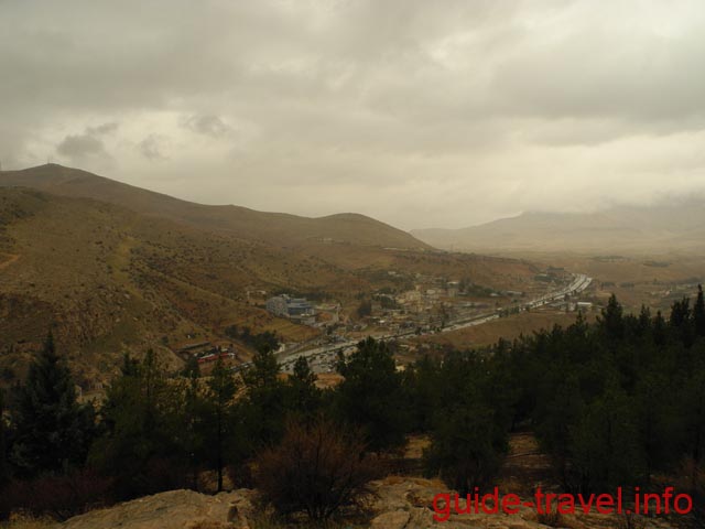 Вид из парка Кухпайе в Ширазе