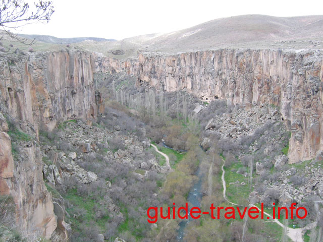 Каппадокия фото - каньон Ихлара